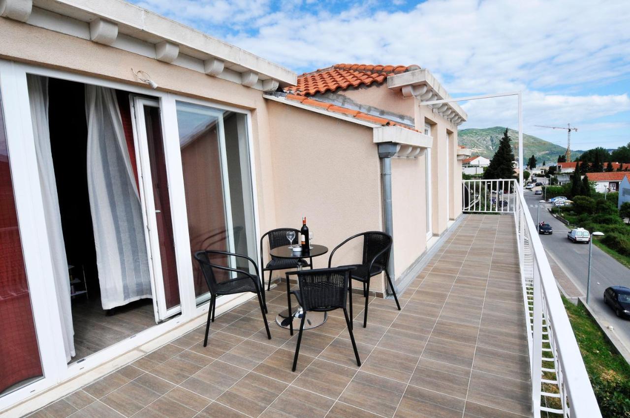 Apartment Fiorenini 2 Mlini Exterior photo